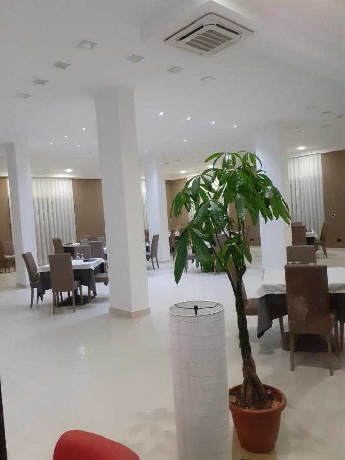 Hotel Rodian 阿夸佩萨 外观 照片